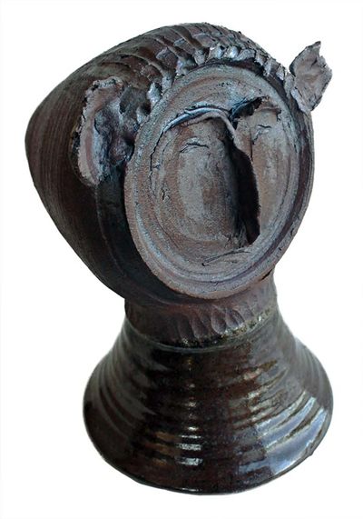 Stoneware: Cone head • Peter Daniels