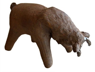 Stoneware Mature Bull • Peter Daniels